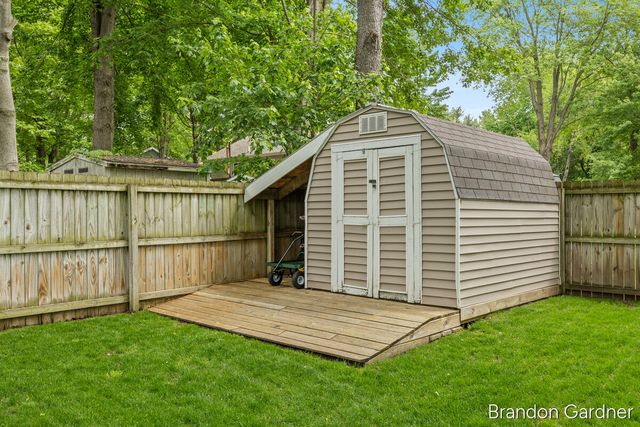 10930 Timberline Drive, Allendale Twp, MI 49401