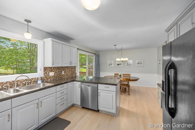10930 Timberline Drive, Allendale Twp, MI 49401