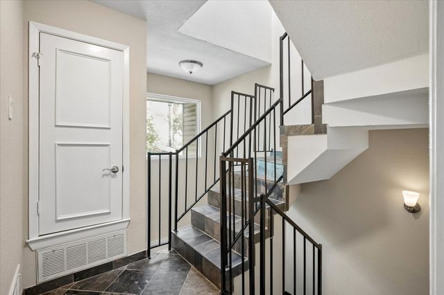 3815 Holland Avenue 1, Dallas, TX 75219