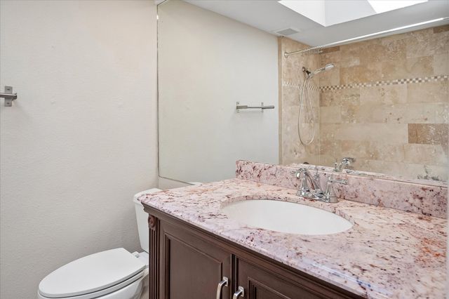 3815 Holland Avenue 1, Dallas, TX 75219