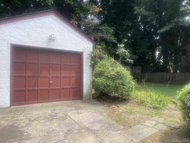 334 Westwood Road, Woodmere, NY 11598