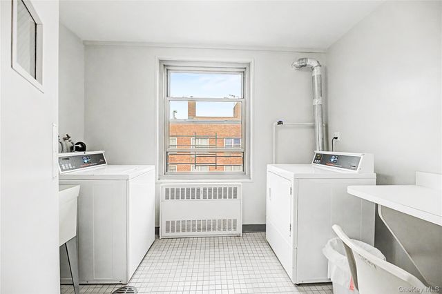 56 Doyer Avenue 6A, White Plains, NY 10605