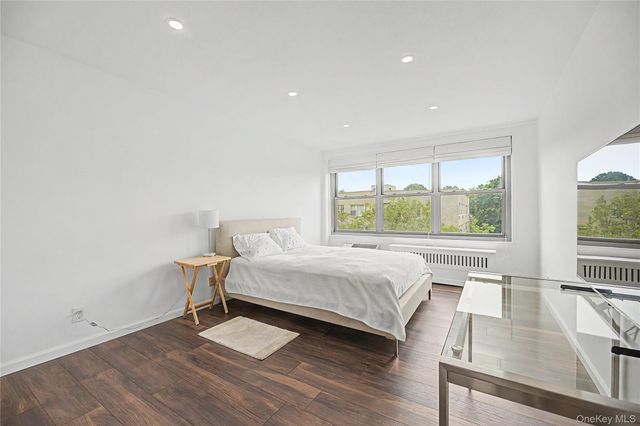56 Doyer Avenue 6A, White Plains, NY 10605