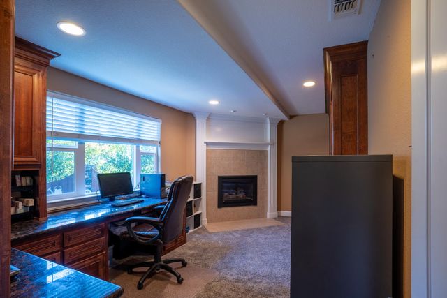 3388 Sudbury Rd, Cameron Park, CA 95682