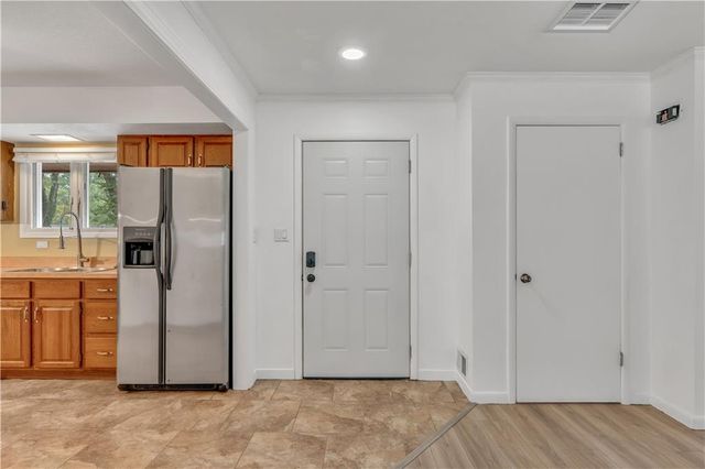 1339 Ward Parkway, Topeka, KS 66604