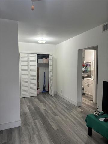 2171 NE 66th Street Unit 802, Fort Lauderdale, FL 33308