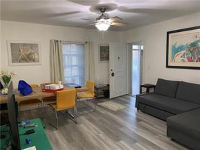 2171 NE 66th Street Unit 802, Fort Lauderdale, FL 33308