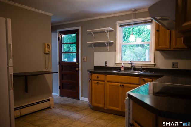 78 Lane Street, Hamden, CT 06514