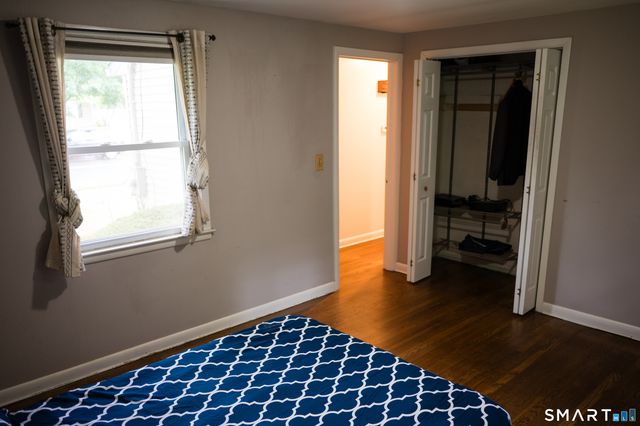 78 Lane Street, Hamden, CT 06514
