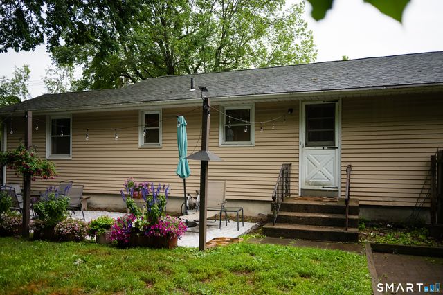 78 Lane Street, Hamden, CT 06514