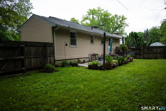 78 Lane Street, Hamden, CT 06514