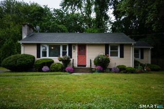 78 Lane Street, Hamden, CT 06514