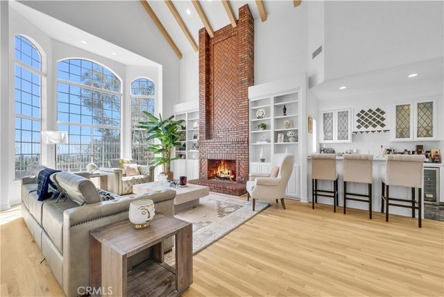 102 Mill Run, Monrovia, CA 91016