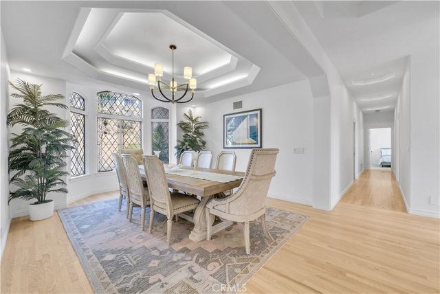 102 Mill Run, Monrovia, CA 91016