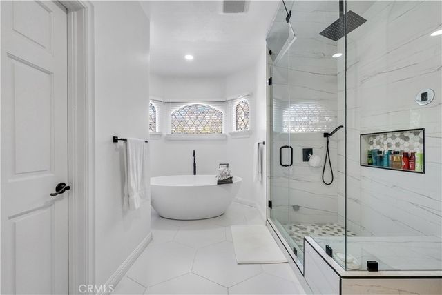 102 Mill Run, Monrovia, CA 91016