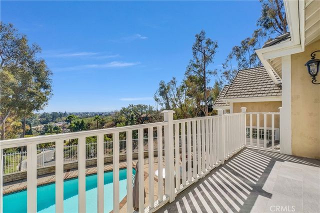 102 Mill Run, Monrovia, CA 91016