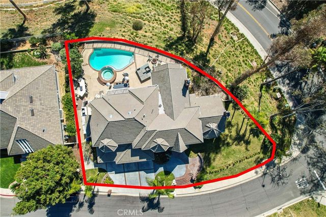 102 Mill Run, Monrovia, CA 91016