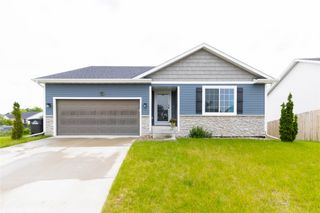 2357 Shadow Creek Circle, Des Moines, IA 50320