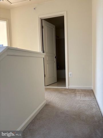 12757 LOTTE DR, Woodbridge, VA 22192