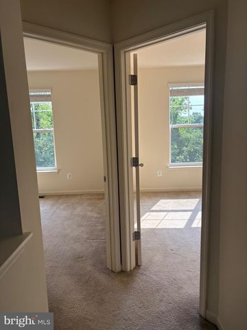 12757 LOTTE DR, Woodbridge, VA 22192