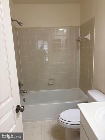 12757 LOTTE DR, Woodbridge, VA 22192