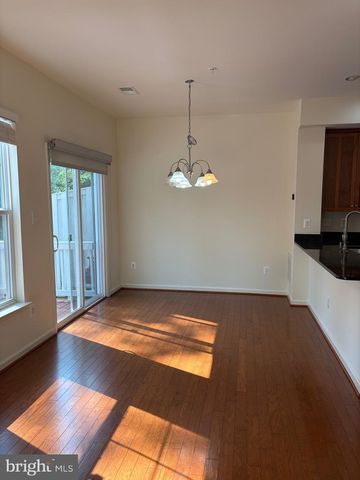 12757 LOTTE DR, Woodbridge, VA 22192