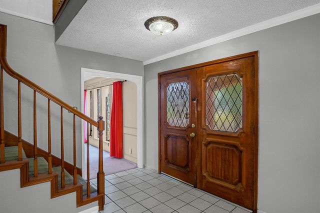 1119 Trowbridge Drive, Houston, TX 77062