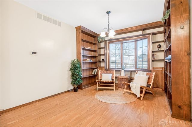 7567 Roselake Drive, Dayton, OH 45414