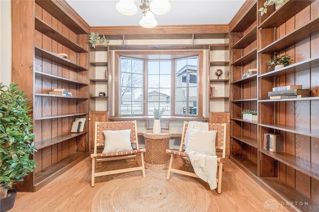 7567 Roselake Drive, Dayton, OH 45414