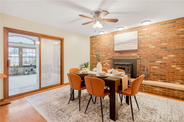 7567 Roselake Drive, Dayton, OH 45414