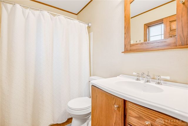 7567 Roselake Drive, Dayton, OH 45414