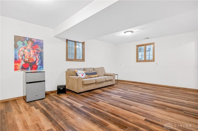 7567 Roselake Drive, Dayton, OH 45414