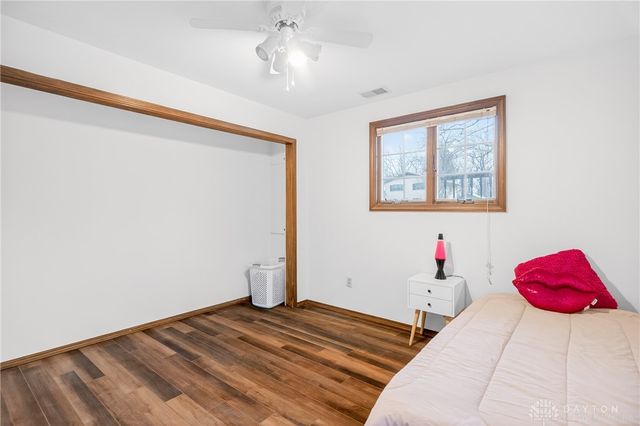 7567 Roselake Drive, Dayton, OH 45414