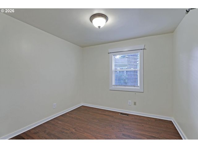 4438 Ne 90TH Ave, Portland, OR 97220