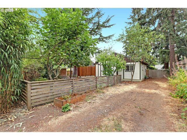 4438 Ne 90TH Ave, Portland, OR 97220