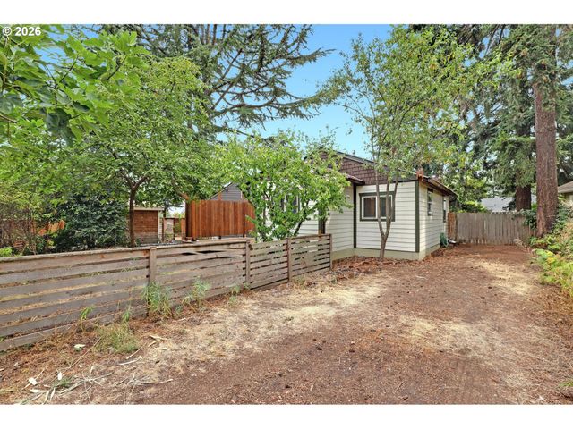 4438 Ne 90TH Ave, Portland, OR 97220