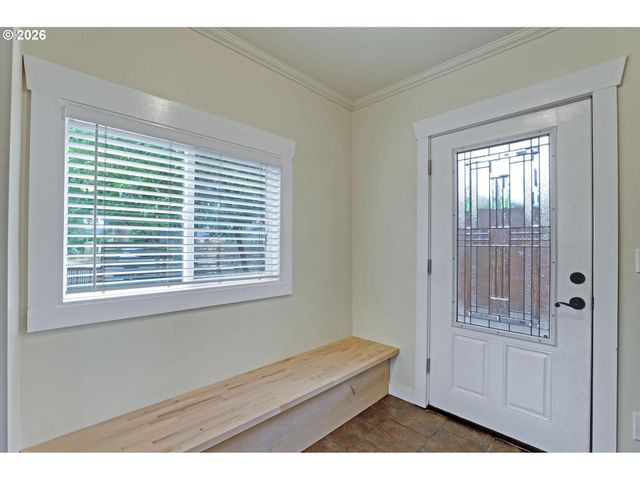 4438 Ne 90TH Ave, Portland, OR 97220