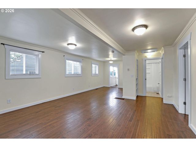 4438 Ne 90TH Ave, Portland, OR 97220