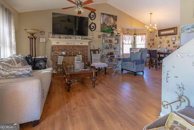 16 Huntcliff Drive, Cartersville, GA 30121