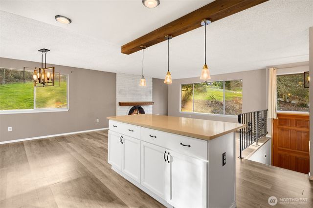 3915 38th Avenue NW, Gig Harbor, WA 98335