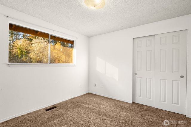 3915 38th Avenue NW, Gig Harbor, WA 98335