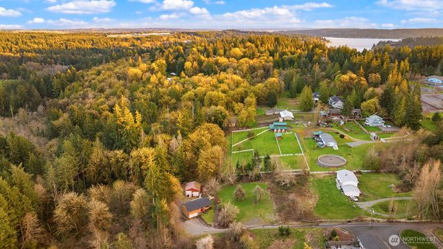 3915 38th Avenue NW, Gig Harbor, WA 98335