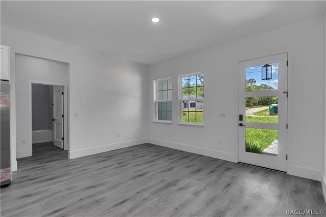 219 E Caldwell Drive, Dunnellon, FL 34434