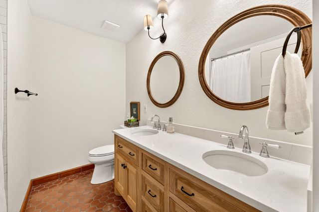 12816 Majestic Oaks DR, Austin, TX 78732