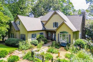 308 Laurel Lakes Drive, Carrollton, GA 30116