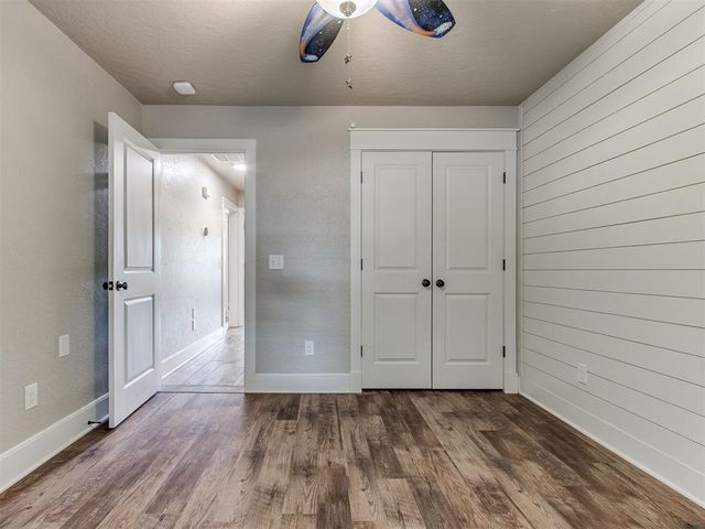 2312 NE 4th Street, Moore, OK 73160