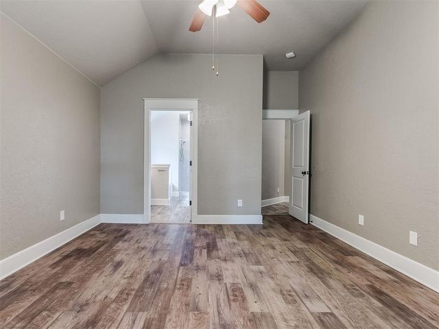 2312 NE 4th Street, Moore, OK 73160