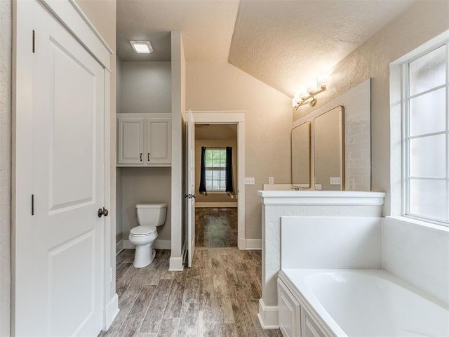 2312 NE 4th Street, Moore, OK 73160