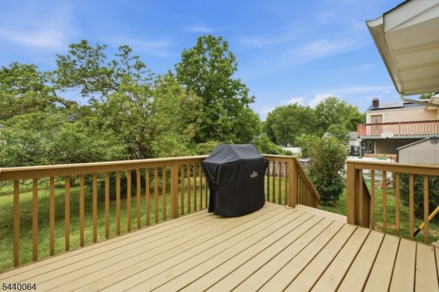 13 Ledgewood Rd, Mount Olive Twp., NJ 07836