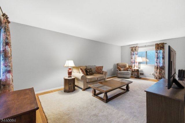 13 Ledgewood Rd, Mount Olive Twp., NJ 07836